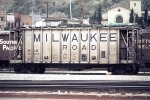 Milwaukee Road 2600 cu ft Airslde covered hopper MILW 97085